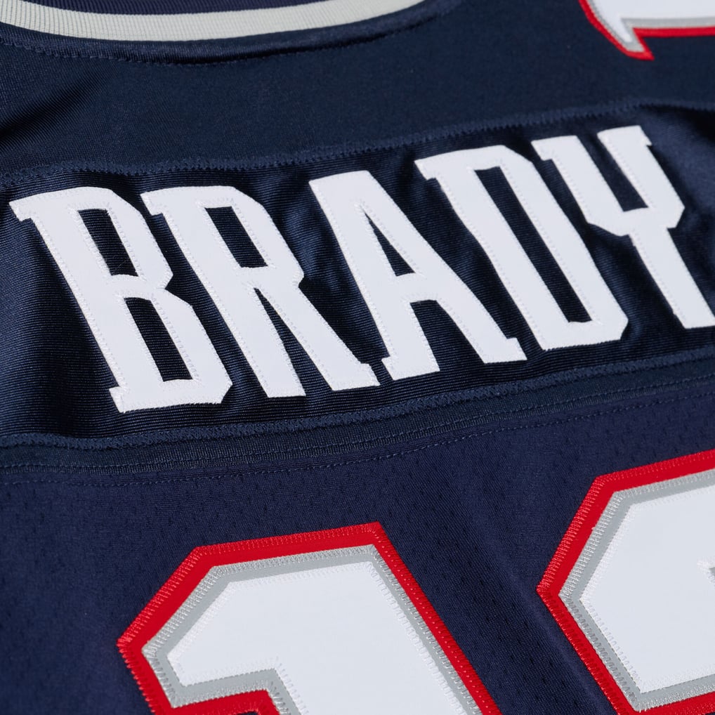 Men's New England Patriots Tom Brady Navy Super Bowl XXXVI Authentic Throwback Jersey