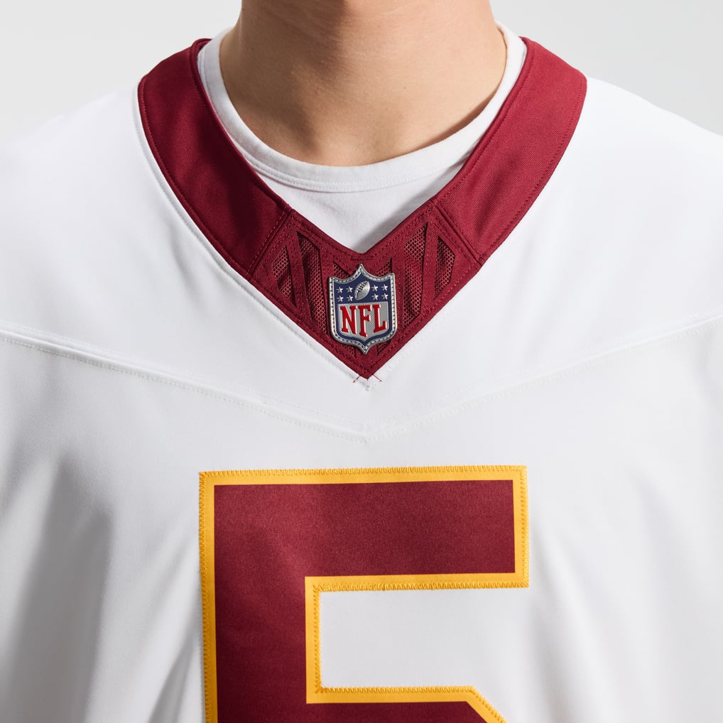Men's Washington Commanders Jayden Daniels White Vapor F.U.S.E. Stitched Limited Jersey