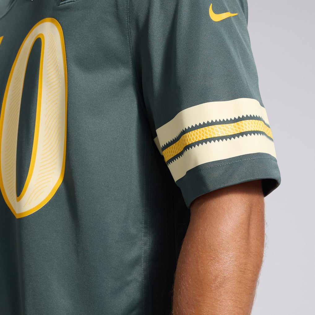 Men's Green Bay Packers Jordan Love Green 2026 Rivalries Collection Game Jersey