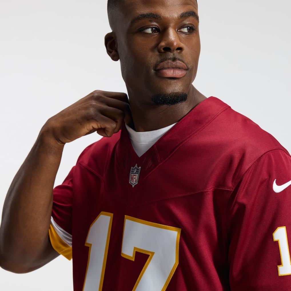 Men's Washington Commanders Terry McLaurin Burgundy Team Vapor F.U.S.E. Stitched Limited Jersey